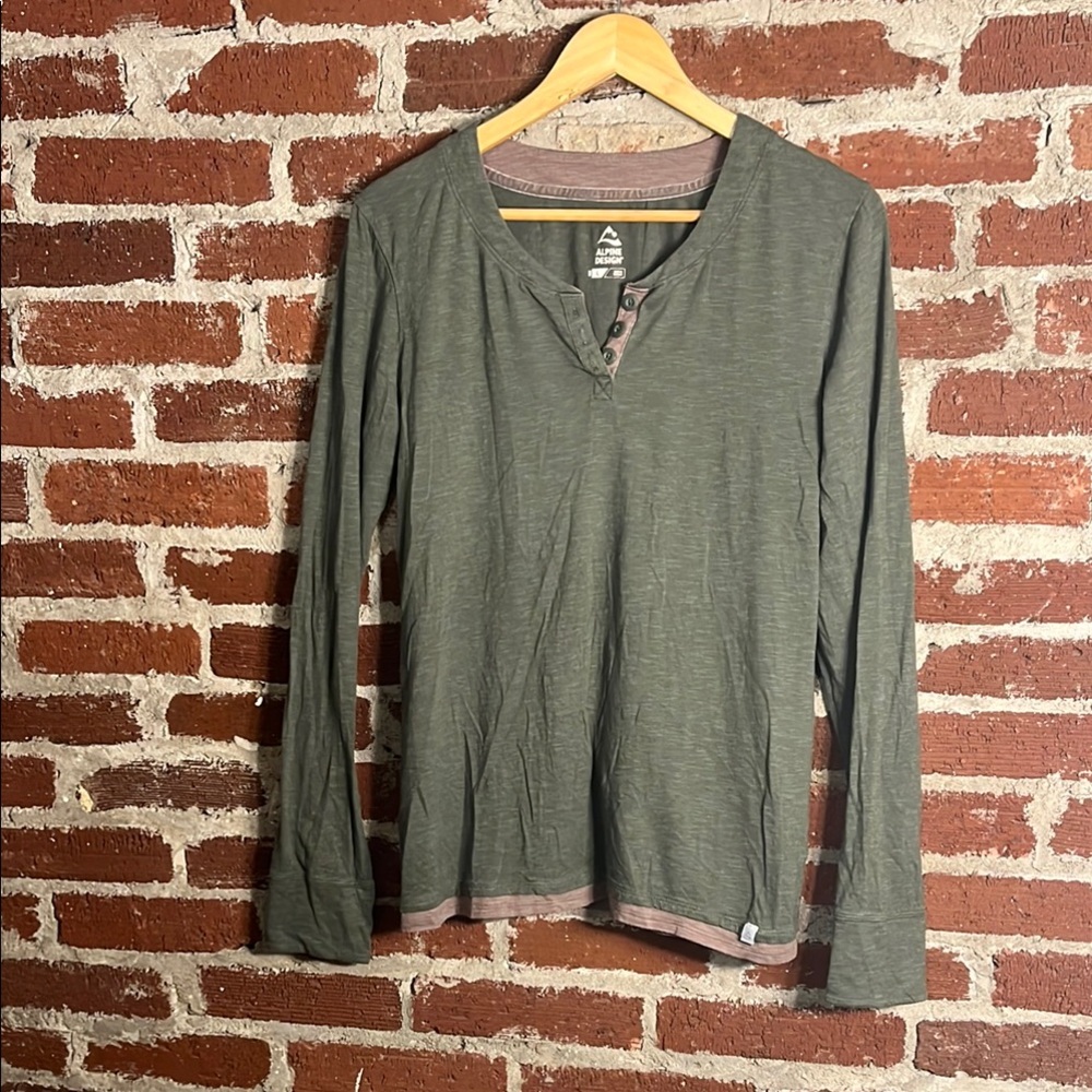 Women's Green and taupe Long Sleeve Top